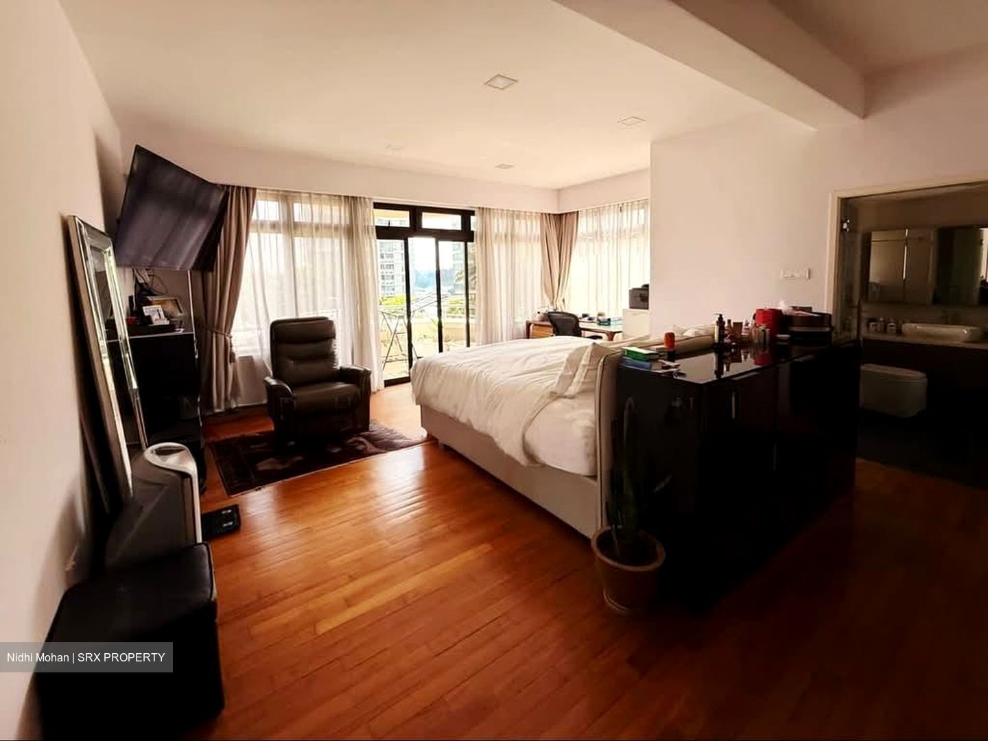 The Balmoral (D10), Condominium #569354711